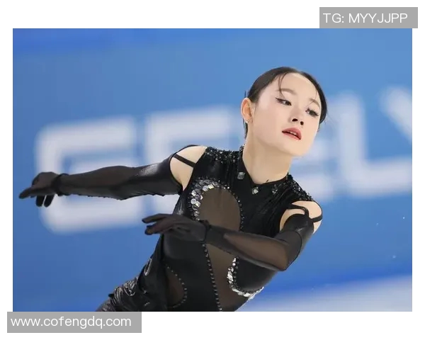 花滑法国站-凭3A加持，17岁新秀领跑女单短节目！双人日加争锋