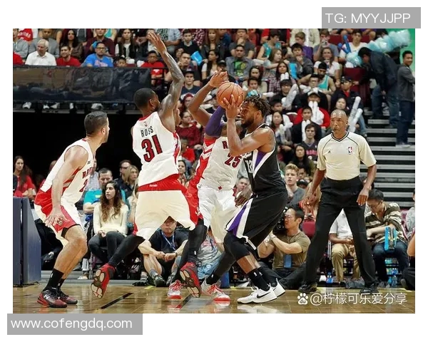 逆转关键!科林斯三分8中5怒砍赛季新高25分4抢断